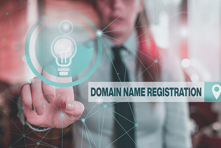 Registracija domene .SI ali .COM