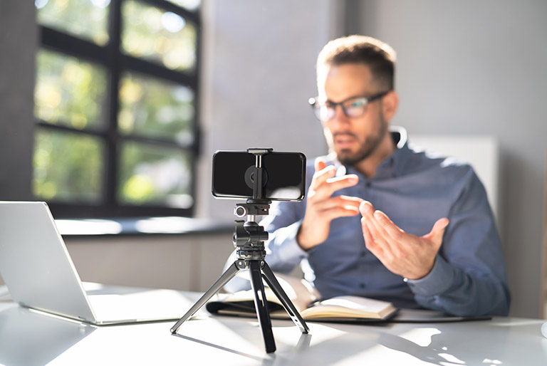 Tripod za telefon